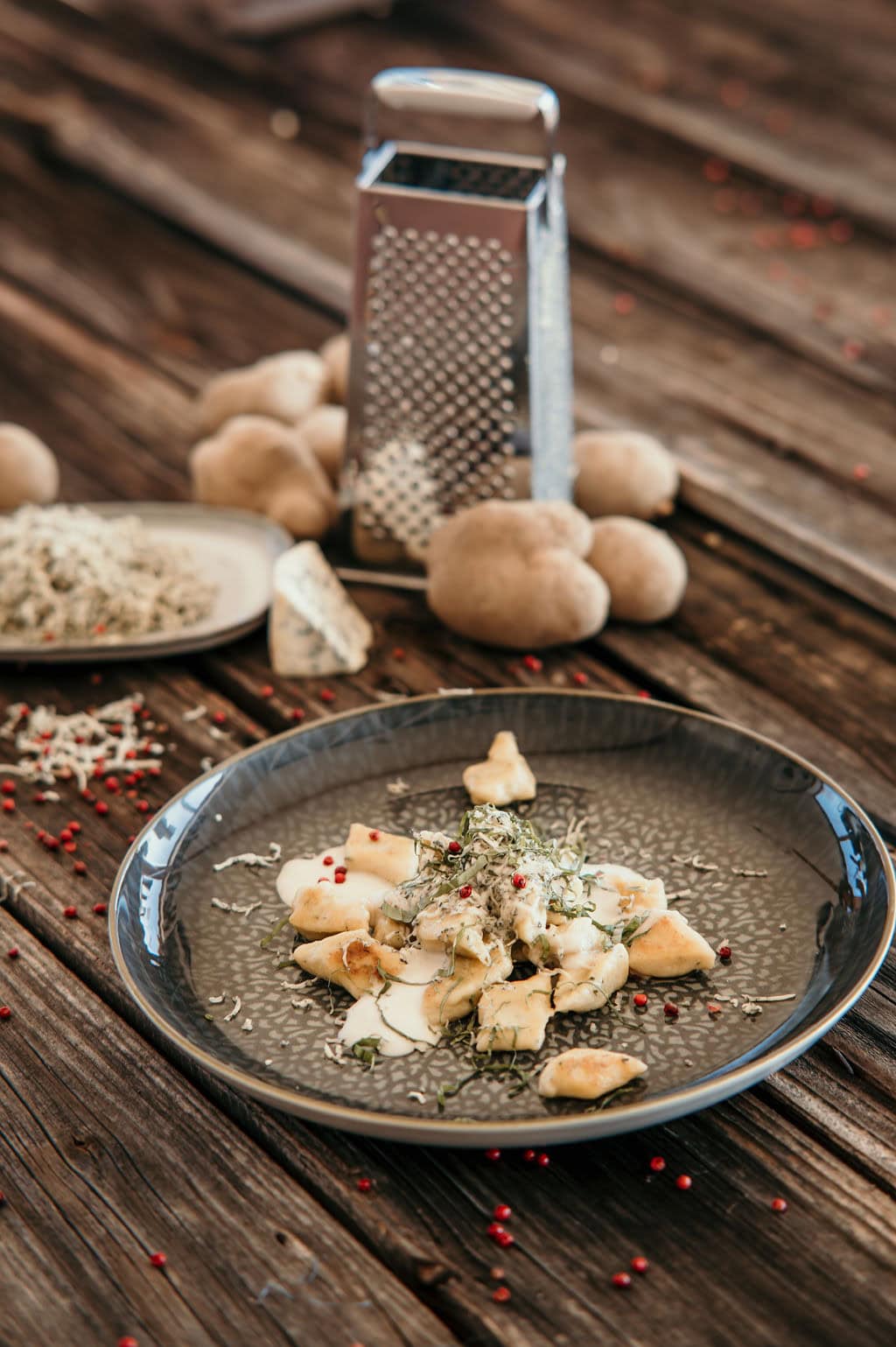 Bärlauchgnocchi mit Gorgonzolasauce - Schlattbauerngut